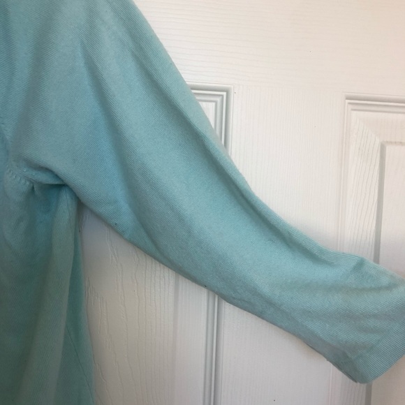 Sweater - Picture 4 of 4